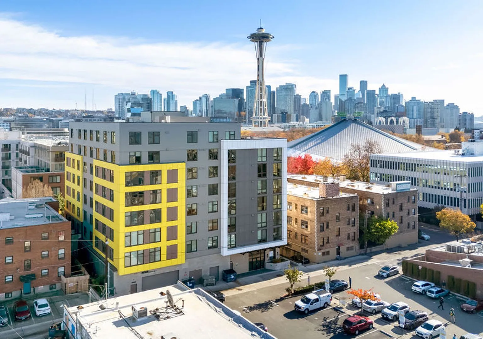 Niwa Apartments | Modern City Living in Queen Anne | Furnished Units & Move in Specials! — Photo 1