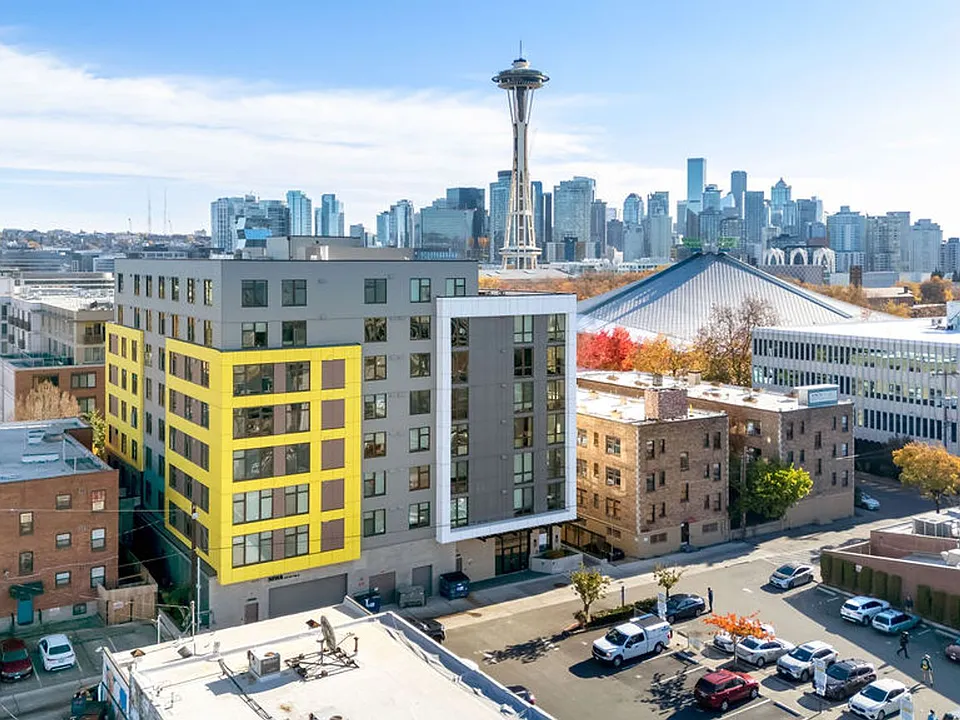 Niwa Apartments | Modern City Living in Queen Anne | Furnished Units & Move in Specials!