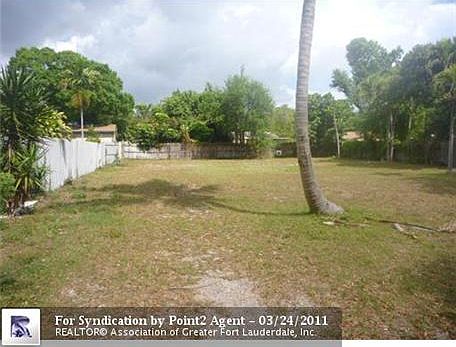 2nd image of 1425 SW 31st St