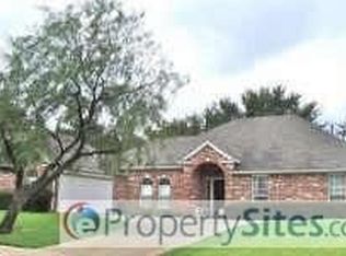 2714 River Legacy Dr, Arlington, TX 76006