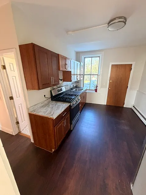 2 bed, $2,250 — Photo 4