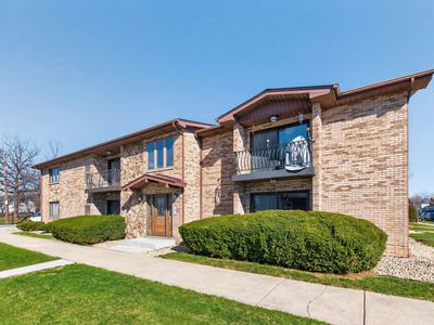 6056 S Keating Ave APT 2E, Chicago, IL, 60629