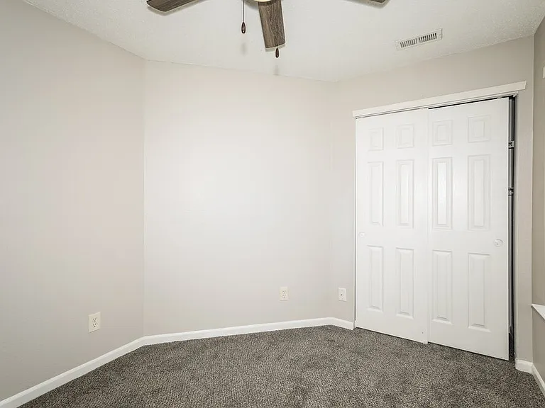 1178 Kenwood Dr — Photo 14