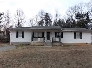 2128 Mountain Rd, Halifax, VA 24558