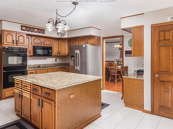 5th image of 110 Gladewood Ln