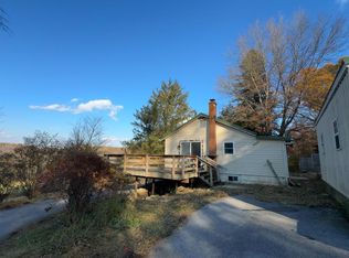843 N Manor Rd, Honey Brook, PA 19344