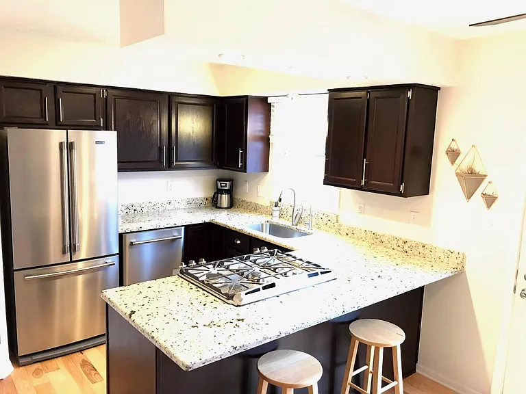 Kitchen-Granite Countertops