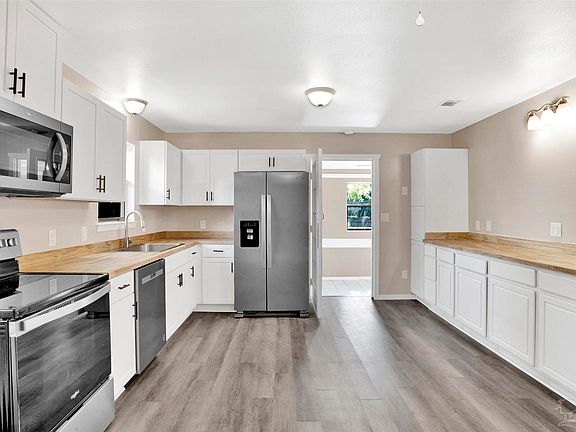 4th image of 9684 Guidy Ln