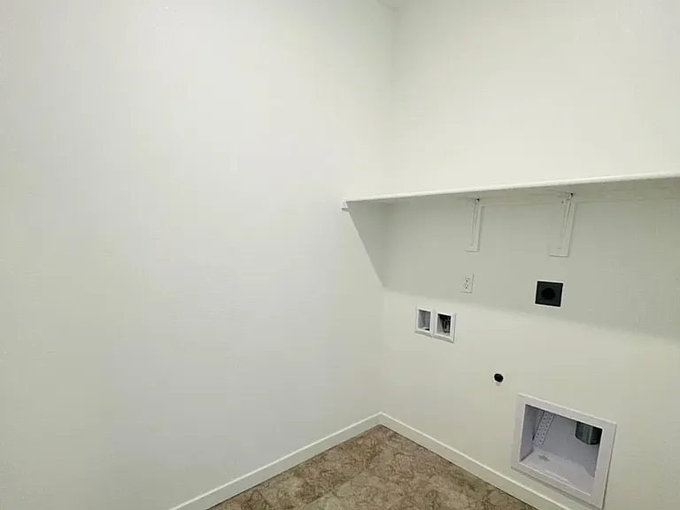 1757 Lacey Ave — Photo 14