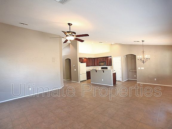 4th image of 2098 W Goldmine Mountain Dr