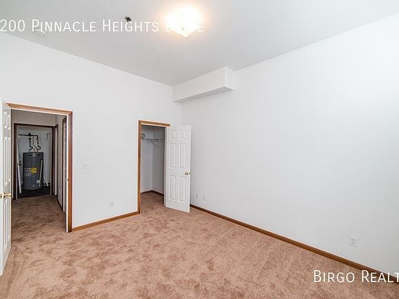 5th image of 1200 Pinnacle Heights Dr