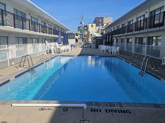 3rd image of 3501 Boardwalk APT B106