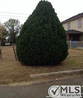 2nd image of 3438 Avoca Dr