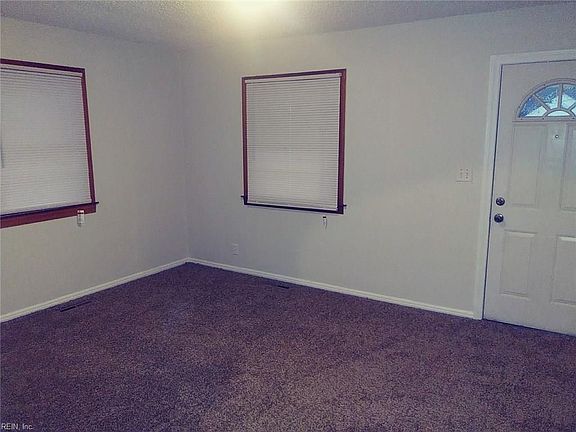 5th image of 1103 Hughes Ave