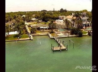 213 Bayshore Rd, Nokomis, FL 34275