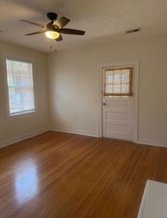 5th image of 302 W Park Ave #A