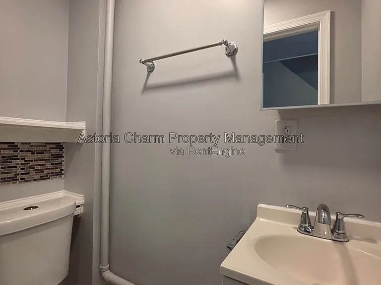 1726 Darley Ave — Photo 25