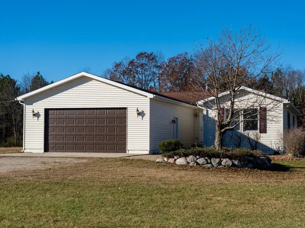 6556 S Coldwater Rd, Blanchard, MI 49310