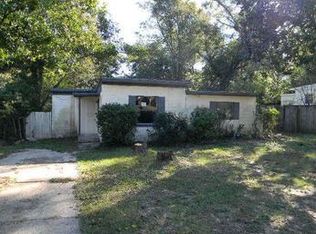 712 Escambia Ave, Cantonment, FL 32533