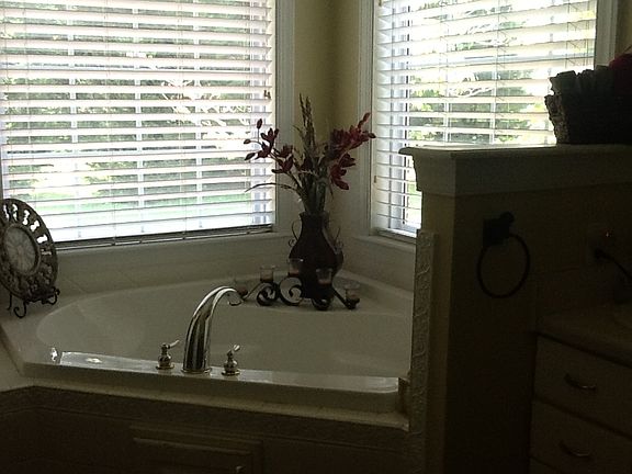 3rd image of 802 Merganser Cir