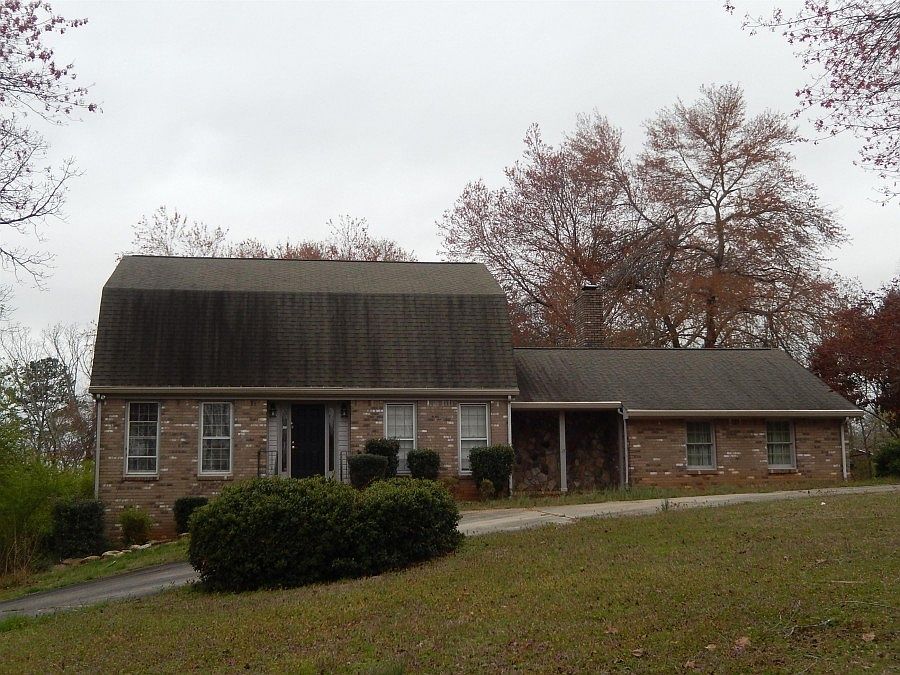 1st image of 108 Rock Creek Dr