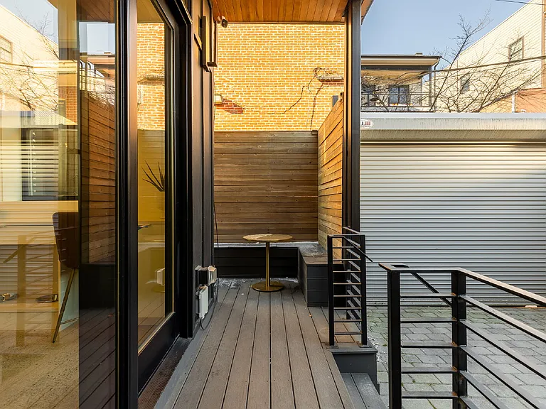 1005 P St NW — Photo 16