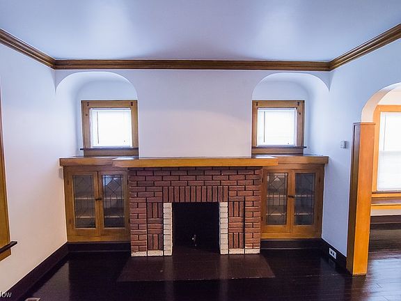 5th image of 2225 Oak Park Ave