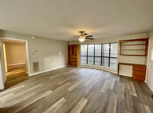 2909 Talasek St #B, Rosenberg, TX 77471