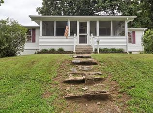 32 Fernridge Ave, Valley Park, MO