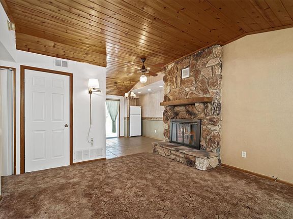 3rd image of 2807 Dawnview Dr