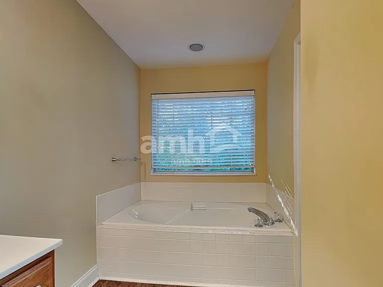 1582 Cider Ln — Photo 14