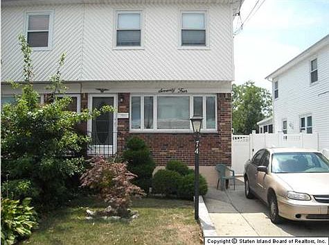 2nd image of 74 Roberts Dr