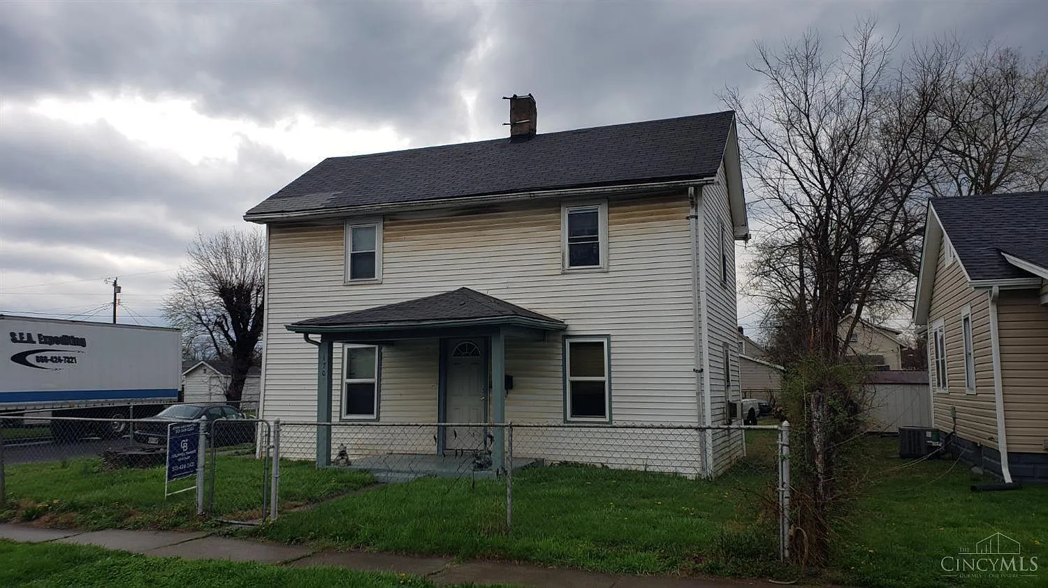 1701 Meadow Ave photo 1