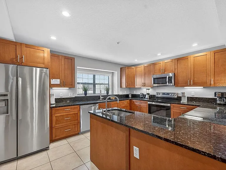 14525 Damai Ln #14525 — Photo 7