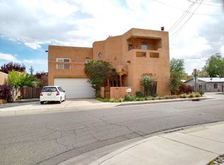 1814 Old Town Rd NW, Albuquerque, NM 87104