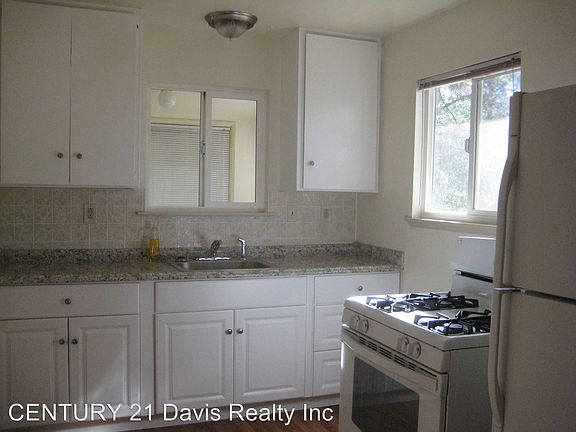 2nd image of 10290 Wolf Dr
