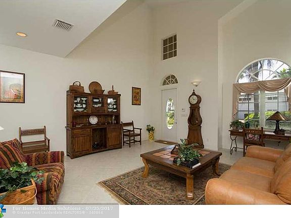 3rd image of 3045 N Atlantic Blvd