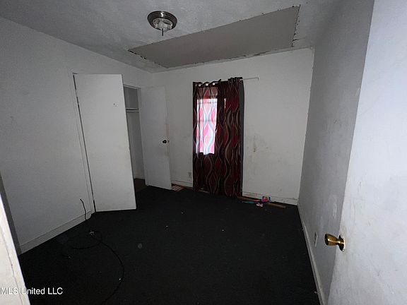 4th image of 1253 Kentwood Cv