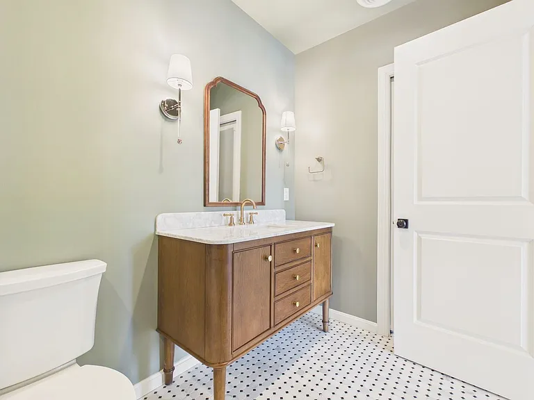 1400 Market St — Photo 15