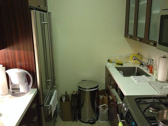 2nd image of 211 E 46th St #23C