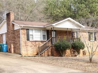 221 Arc St, Bessemer City, NC 28016