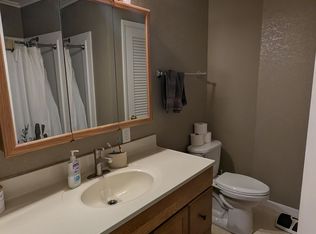 10 Lawrence Dr APT A, Fayette, MO 65248