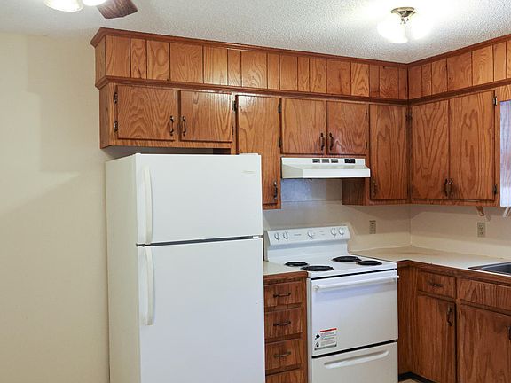 5th image of 502-506 W 4th Pl