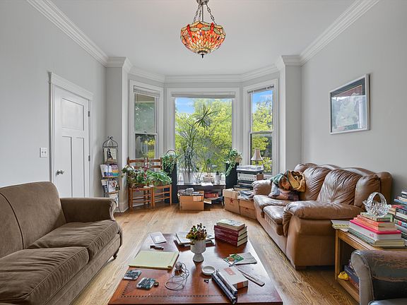 4th image of 3554 W Wrightwood Ave #2277751