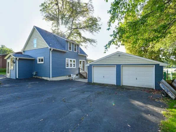 29100 Elm Island DRIVE, Waterford, WI 53185