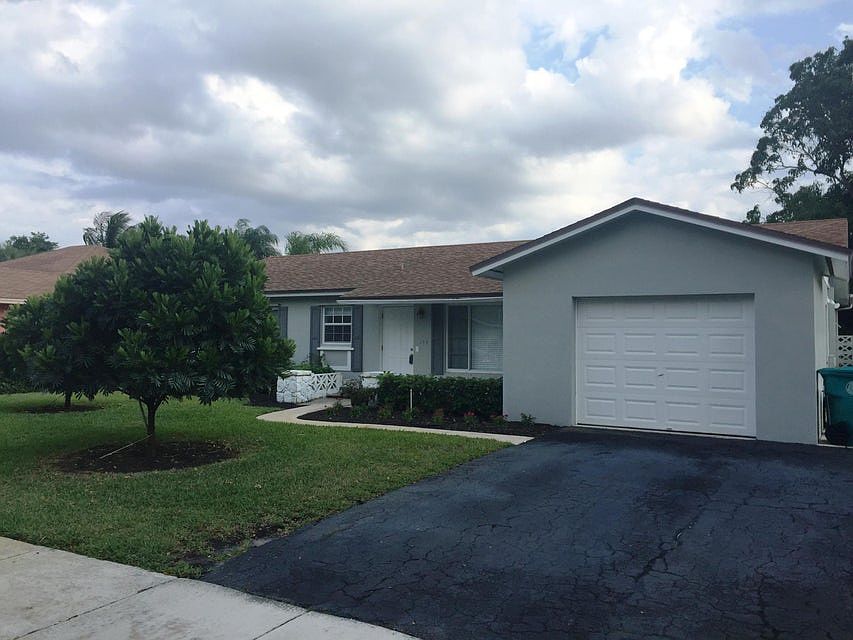 1st image of 134 SE 26th Ave