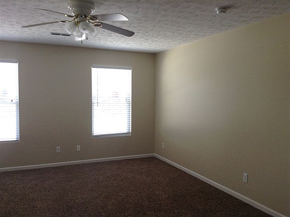 2nd image of 601 Cantor Pl