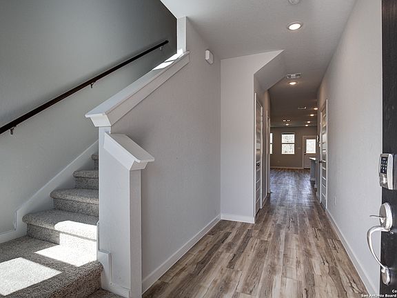 2nd image of 14515 Emerio Drive