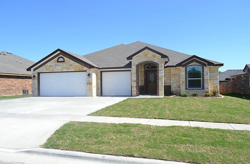 1st image of 706 Hailie Dr
