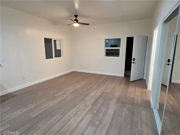 13862 Gavina Ave, Sylmar, CA 91342